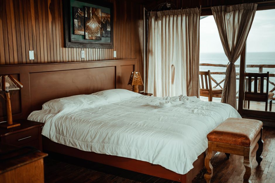 Pine Corner Room with white pine panelling and a reading nook